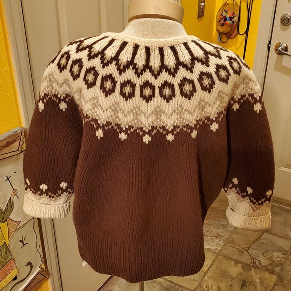 Vintage, fair isle sweater with a twist! - Picture 3 of 6